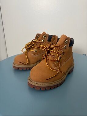 Timberland Toddler Size 8 Waterproof